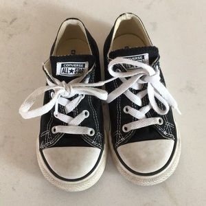 Black converse chuck Taylor allstars
